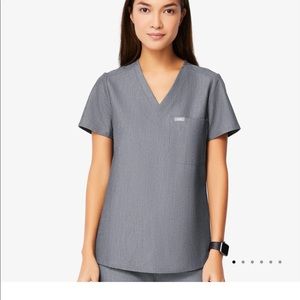 Catarina One Pocket FIGS scrub top (L)